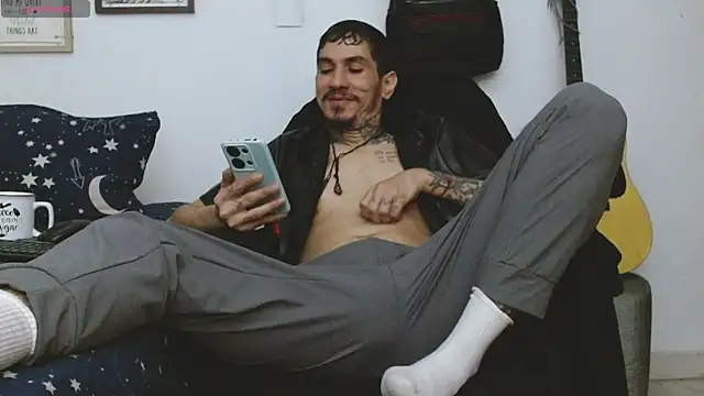 Snapshot of IaDoherty chatting on 10.15.25 IaDoherty online show from 10.15.25