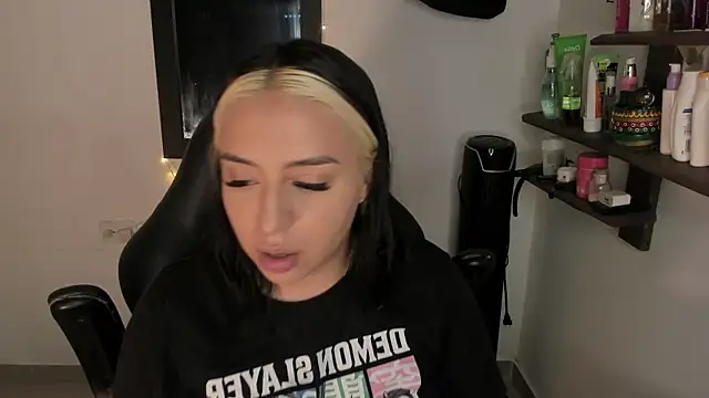 AnnikaMerliahh  online show from 01.07.26