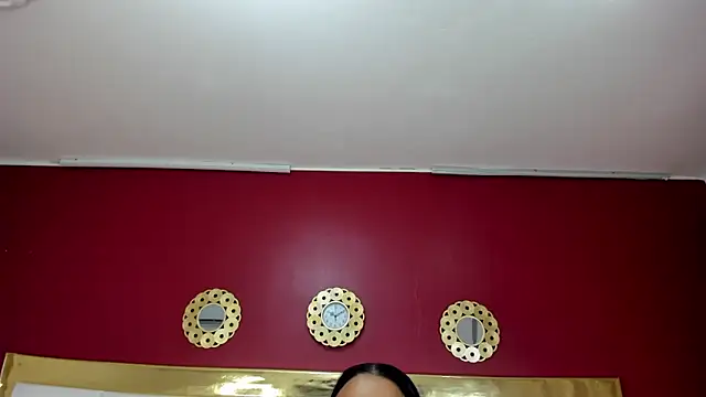 Snapshot of EileenBenzon chatting on 01.28.25 EileenBenzon online show from 01.28.25