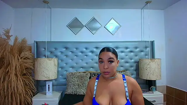 Snapshot of EileenBenzon chatting on 11.14.25 EileenBenzon online show from 11.14.25