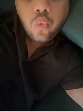 Snapshot of ved240 chatting on 10.19.25 ved240 online show from 10.19.25