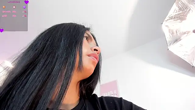 Snapshot of valka_wolfe chatting on 12.29.24 valka wolfe online show from 12.29.24