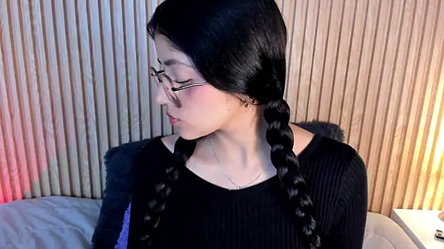 lana dol online show from 09.30.25