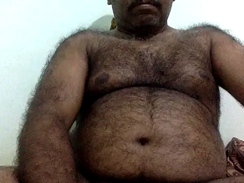Snapshot of i_am_very_hot_4u chatting on 12.11.24 i am very hot 4u online show from 12.11.24