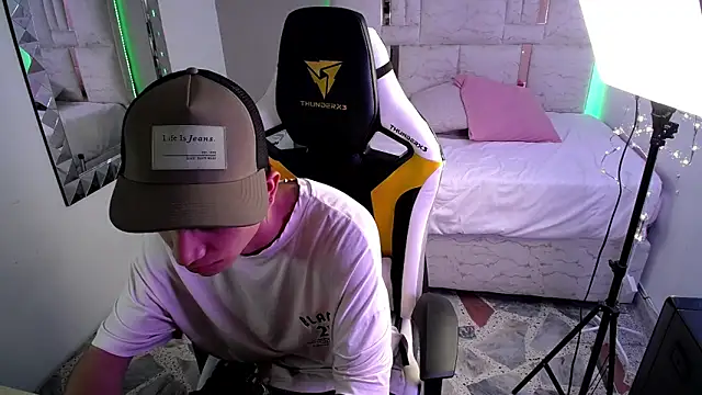 Brayan lopezz online show from 01.07.25