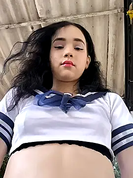 Snapshot of sweet_outdoor_charm chatting on 10.25.25 sweet outdoor charm online show from 10.25.25