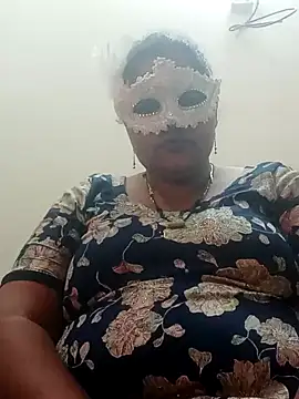 Snapshot of seemi_bhabhi chatting on 01.28.25 seemi bhabhi online show from 01.28.25