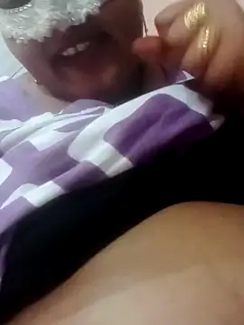 Snapshot of seemi_bhabhi chatting on 03.01.25 seemi bhabhi online show from 03.01.25