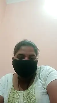 Snapshot of seemi_bhabhi chatting on 03.21.25 seemi bhabhi online show from 03.21.25