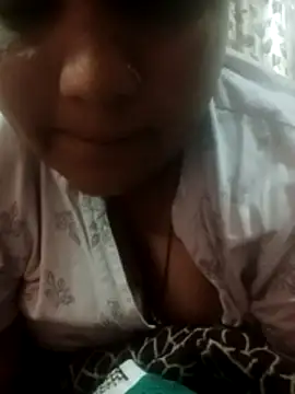 Snapshot of seemi_bhabhi chatting on 03.03.26 seemi bhabhi online show from 03.03.26