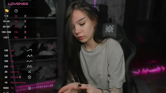 Snapshot of SweetyDeviliya chatting on 11.06.25 SweetyDeviliya online show from 11.06.25