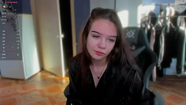 Snapshot of SweetyDeviliya chatting on 12.05.25 SweetyDeviliya online show from 12.05.25