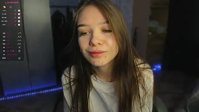 Snapshot of SweetyDeviliya chatting on 12.18.25 SweetyDeviliya online show from 12.18.25