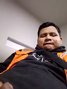 Snapshot of zeta29 chatting on 09.17.25 zeta29 online show from 09.17.25