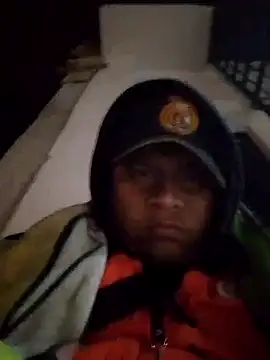 Snapshot of zeta29 chatting on 10.01.25 zeta29 online show from 10.01.25