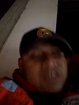 Snapshot of zeta29 chatting on 10.03.25 zeta29 online show from 10.03.25