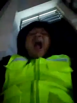 Snapshot of zeta29 chatting on 10.10.25 zeta29 online show from 10.10.25