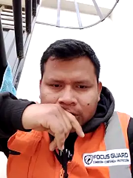 Snapshot of zeta29 chatting on 10.25.25 zeta29 online show from 10.25.25