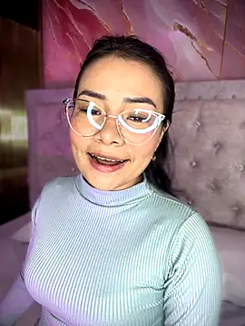 Snapshot of Rousse_blue chatting on 10.07.25 Rousse blue online show from 10.07.25