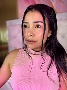 Snapshot of Rousse_blue chatting on 11.04.25 Rousse blue online show from 11.04.25