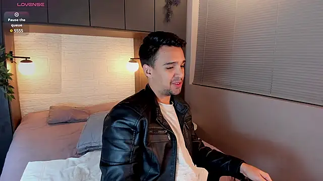 Edward max online show from 01.13.25