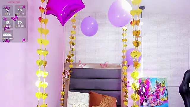 Snapshot of shelbystetson chatting on 10.07.25 shelbystetson online show from 10.07.25