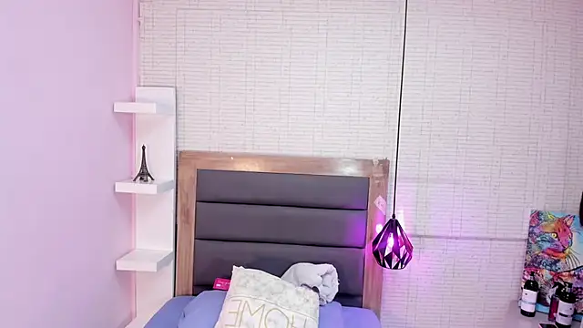 Snapshot of shelbystetson chatting on 11.20.25 shelbystetson online show from 11.20.25