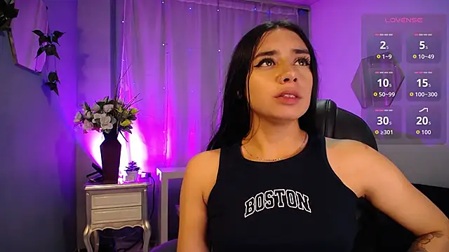 Kylie golden online show from 09.17.25