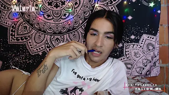 Snapshot of liissa_0 chatting on 11.20.25 liissa 0 online show from 11.20.25