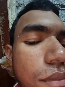 Snapshot of Reynold2608 chatting on 11.20.25 Reynold2608 online show from 11.20.25