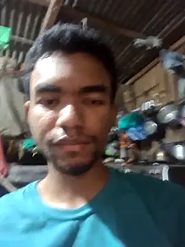 Reynold2608 online show from 12.17.25