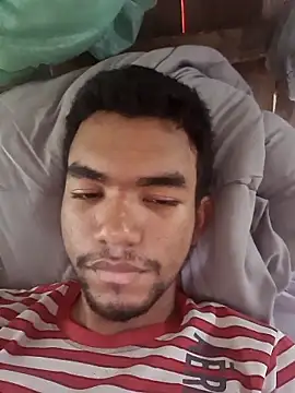 Reynold2608 online show from 12.19.25