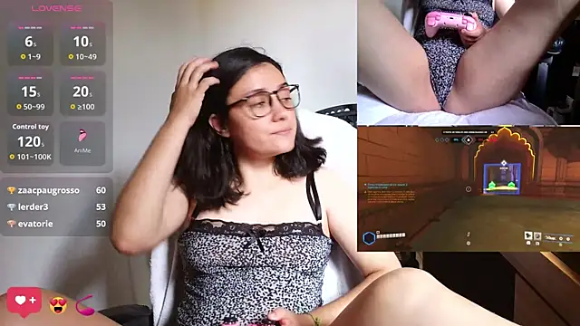 Snapshot of sobresalinaa chatting on 05.17.26 sobresalinaa online show from 05.17.26