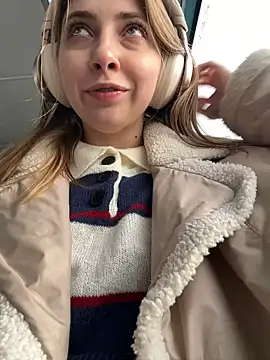 Snapshot of Sunny___Bunny chatting on 03.15.25 Sunny Bunny online show from 03.15.25