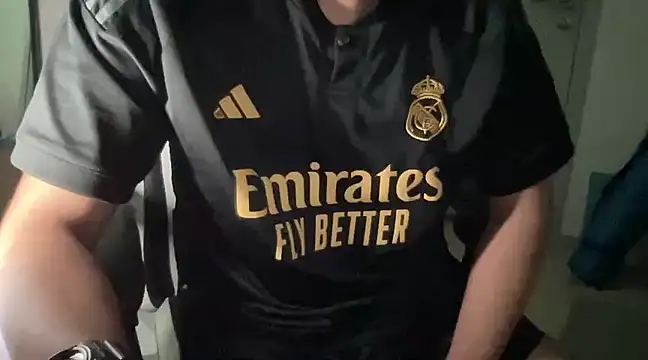 Snapshot of Chazklein chatting on 01.02.25 Chazklein online show from 01.02.25