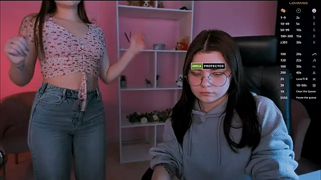 pure radiance1 online show from 02.04.25