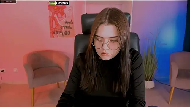 pure radiance1 online show from 02.07.25