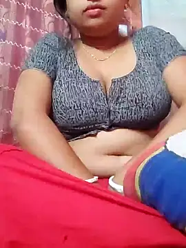 Snapshot of Priya_2222 chatting on 12.04.24 Priya 2222 online show from 12.04.24