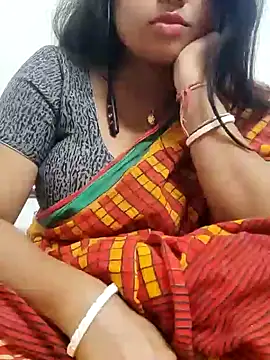 Snapshot of Priya_2222 chatting on 01.14.25 Priya 2222 online show from 01.14.25