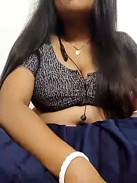 Snapshot of Priya_2222 chatting on 02.01.25 Priya 2222 online show from 02.01.25