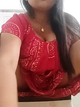Snapshot of Priya_2222 chatting on 03.01.25 Priya 2222 online show from 03.01.25