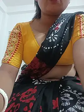 Snapshot of Priya_2222 chatting on 08.08.26 Priya 2222 online show from 08.08.26