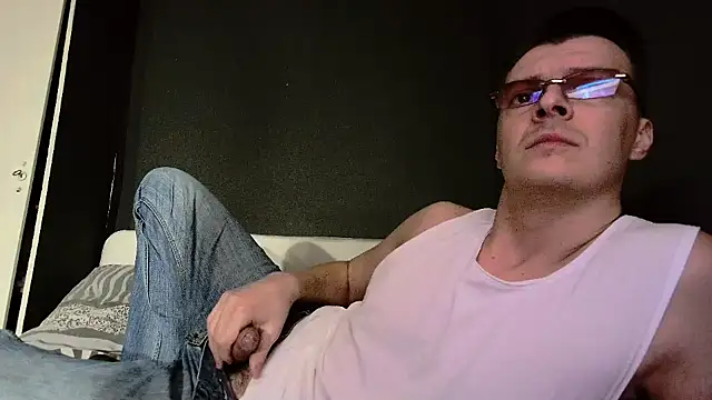 Snapshot of Rosieflo chatting on 12.10.24 Rosieflo online show from 12.10.24