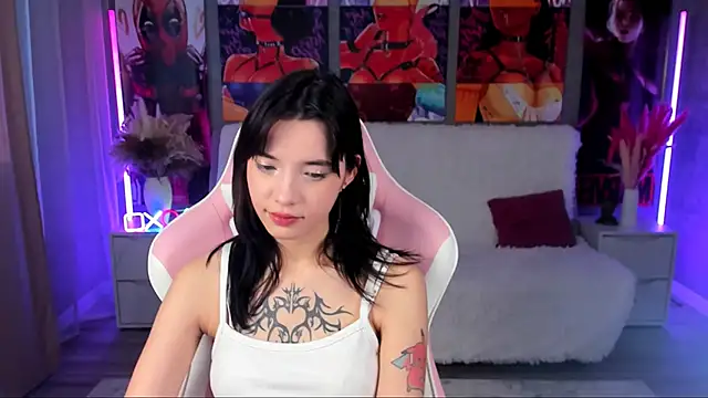 as1an girlfriend online show from 11.25.25