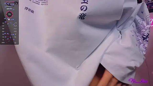  ni kiss online show from 09.28.25