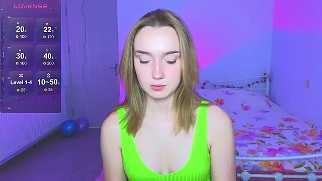 Wild Sophie  online show from 12.17.25