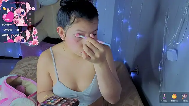 keyla meow online show from 10.28.25