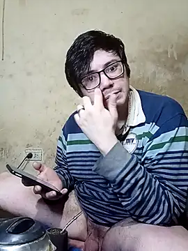 thecatblack1998 online show from 04.17.26