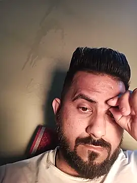 Snapshot of Vickymehra005 chatting on 01.05.25 Vickymehra005 online show from 01.05.25