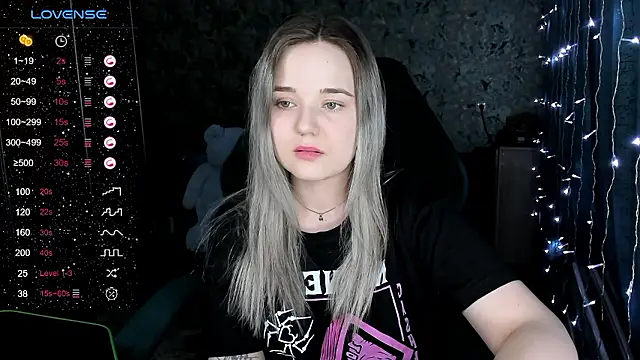 Your small bunny online show from 12.04.24